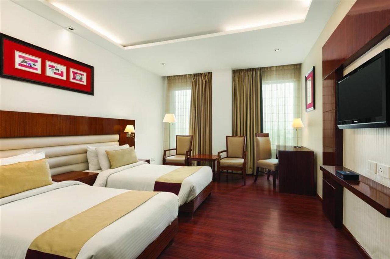 Days Hotel By Wyndham Panipat Luaran gambar