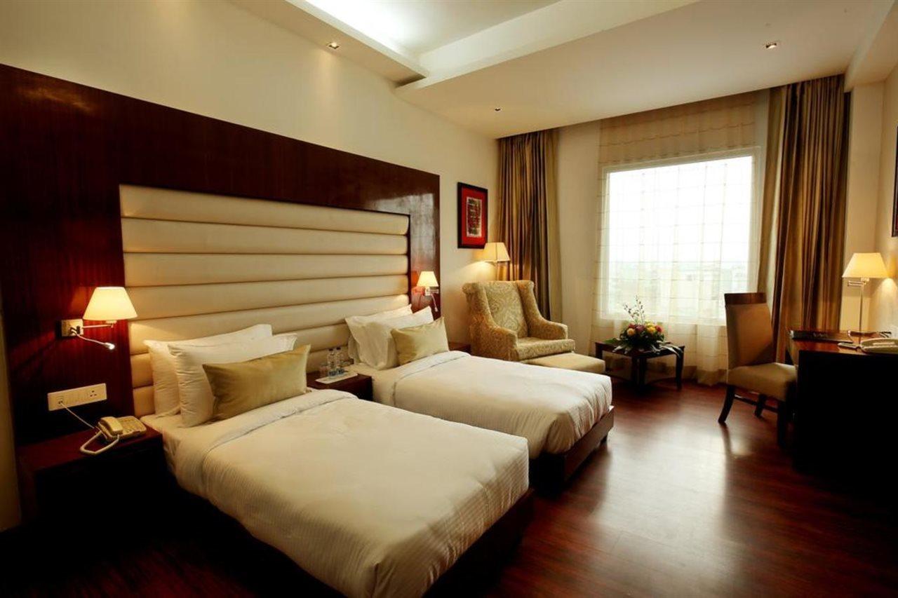 Days Hotel By Wyndham Panipat Luaran gambar