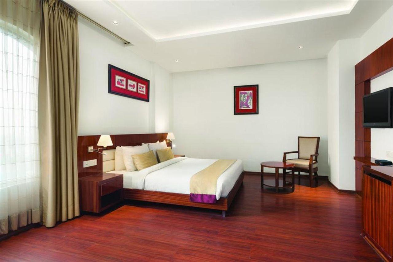 Days Hotel By Wyndham Panipat Luaran gambar